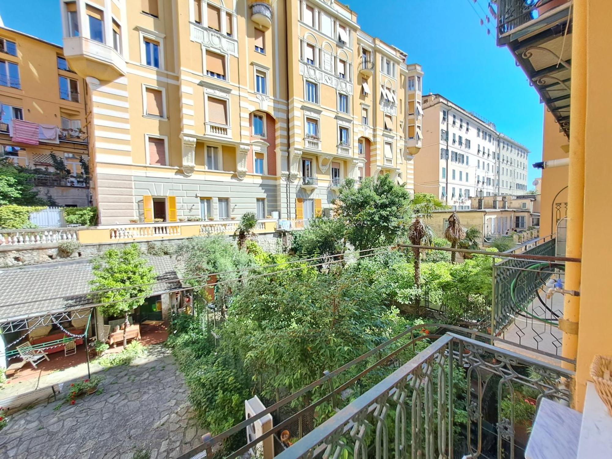L'Alcova B&B, A Due Passi Dal Centro เจนัว ภายนอก รูปภาพ