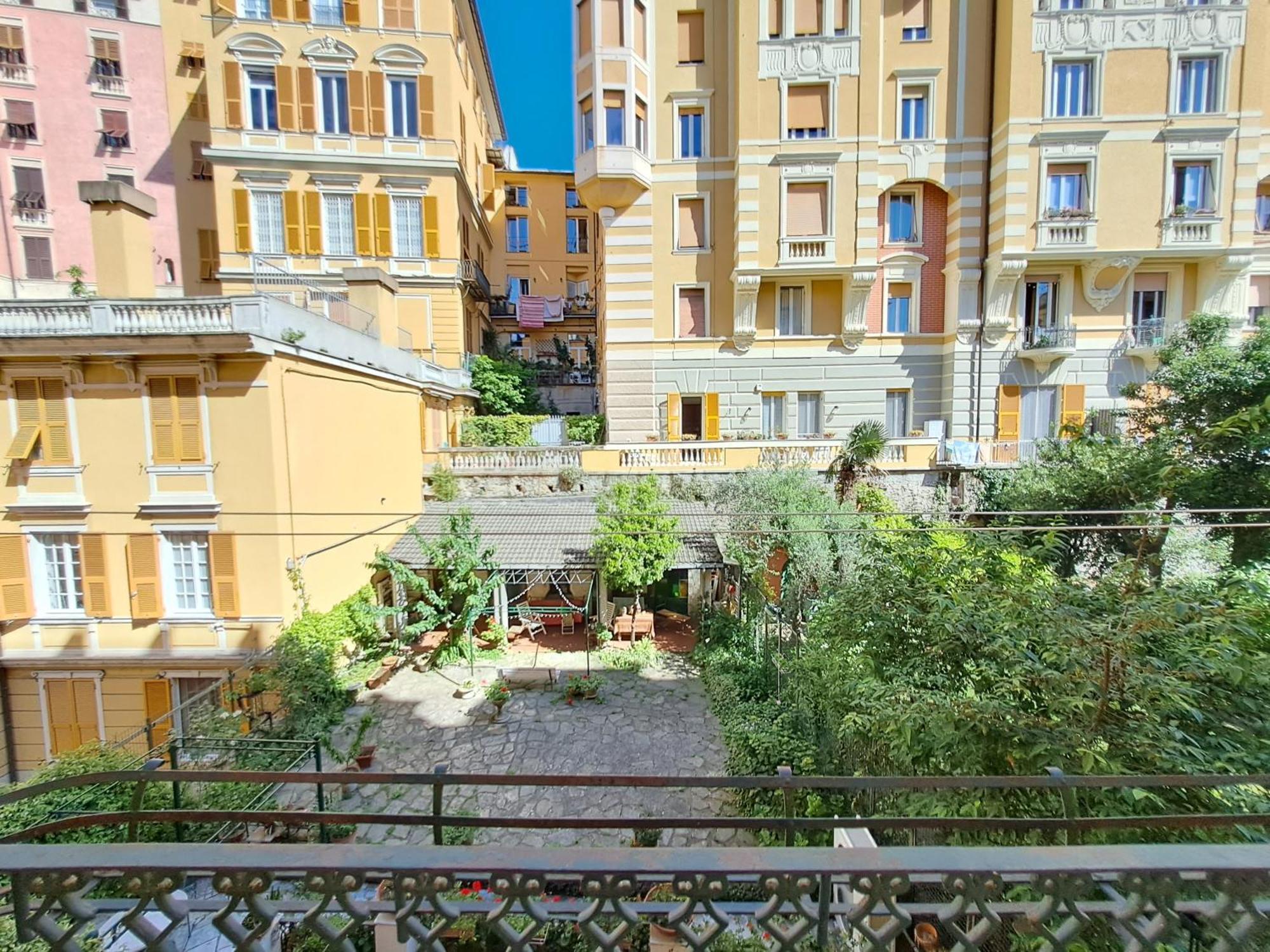 L'Alcova B&B, A Due Passi Dal Centro เจนัว ภายนอก รูปภาพ