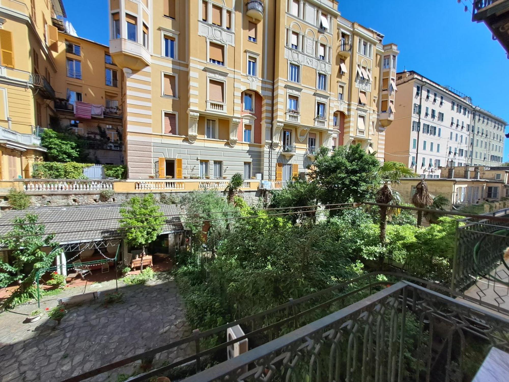 L'Alcova B&B, A Due Passi Dal Centro เจนัว ภายนอก รูปภาพ